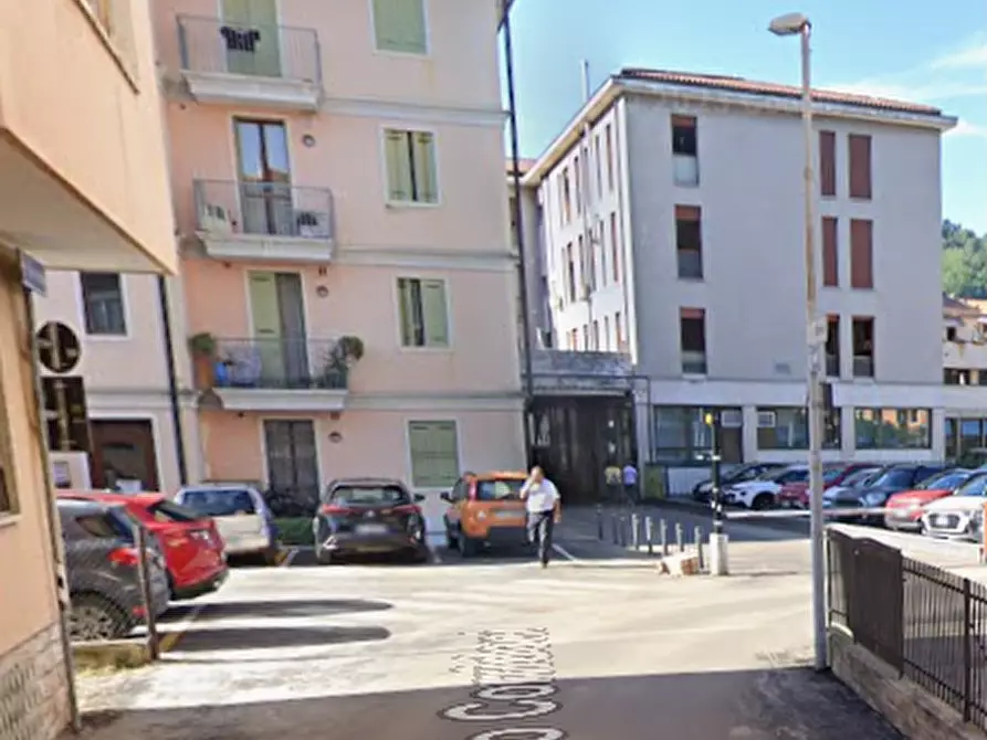 Immagine 10 di Appartamento in vendita  in Via Dal Molin  a Arzignano