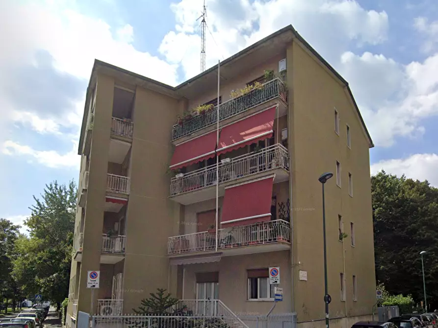 Immagine 2 di Appartamento in vendita  in Via Leopardi  a Sesto San Giovanni