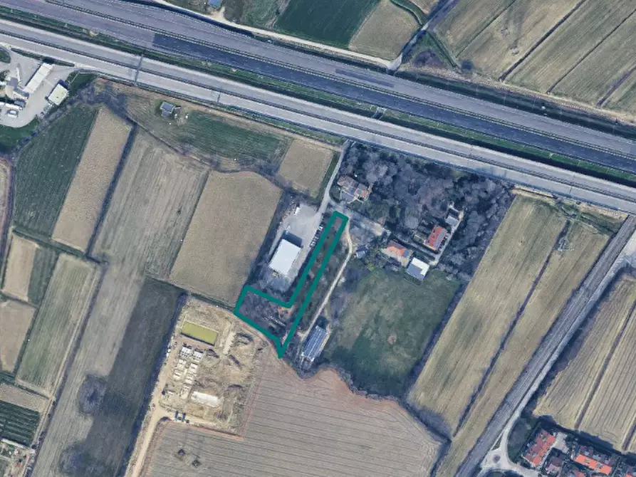 Immagine 1 di Terreno agricolo in vendita  in Via Rienza a Padova