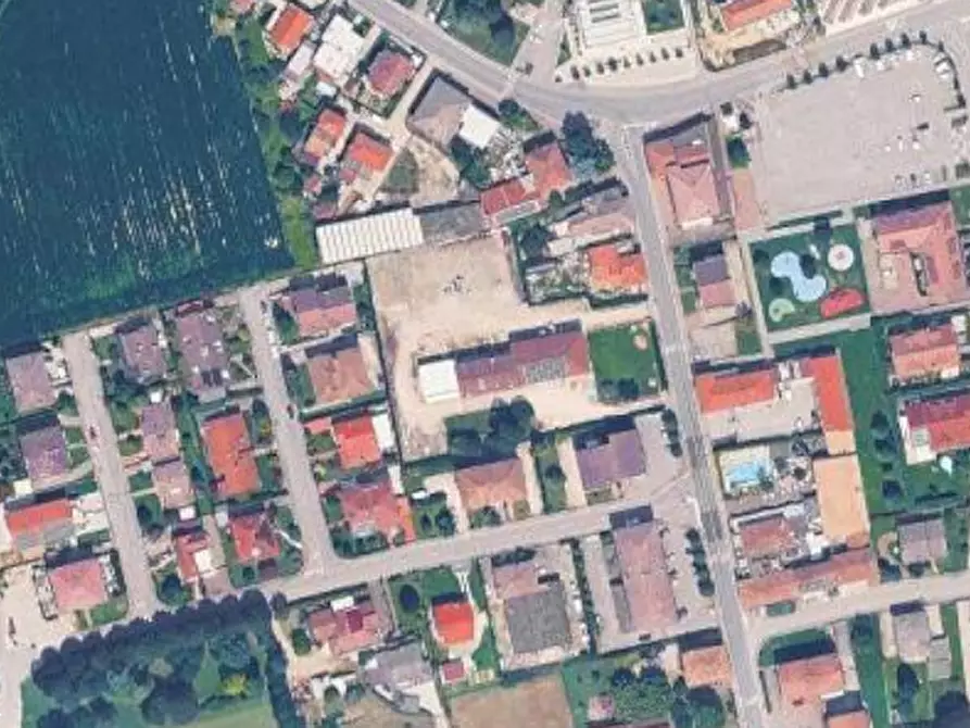 Immagine 21 di Porzione di casa in vendita  in Via Moro a Campodoro