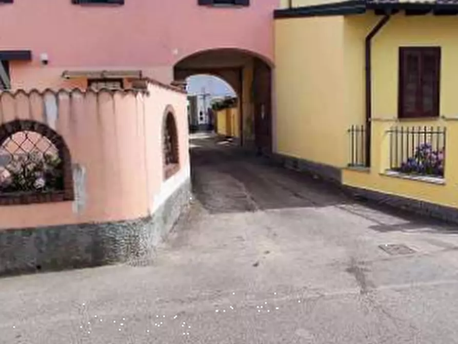 Immagine 1 di Casa indipendente in vendita  in Via Montebello a Cassolnovo