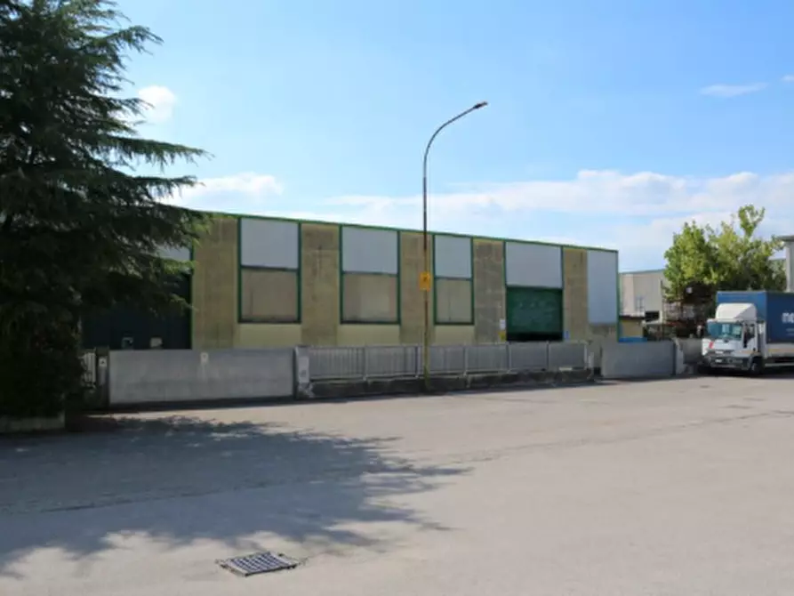Immagine 1 di Capannone industriale in vendita  in Via Padova a Oderzo