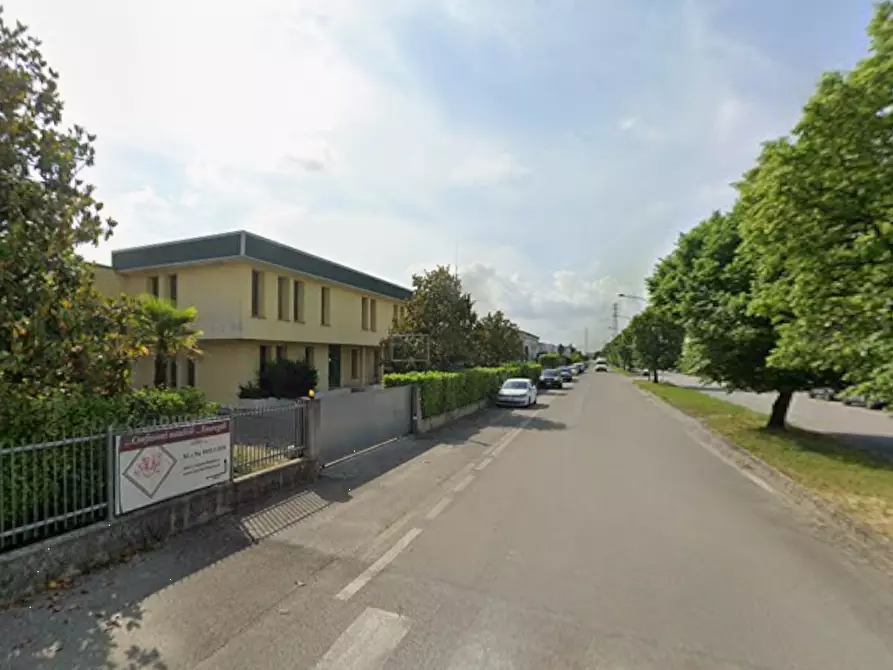 Immagine 13 di Capannone industriale in vendita  in Via Padova a Oderzo