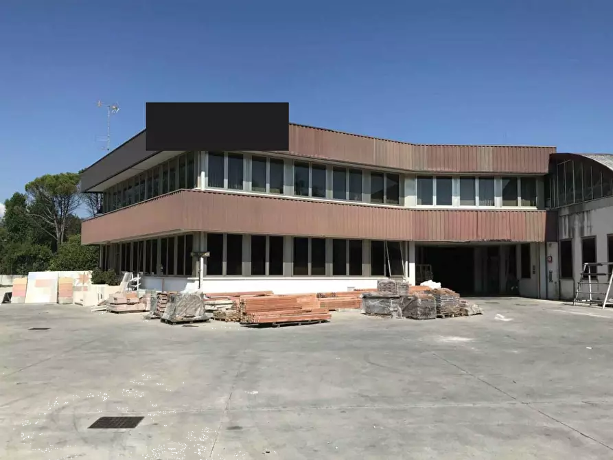 Immagine 3 di Capannone industriale in vendita  in Via Casale a Refrontolo