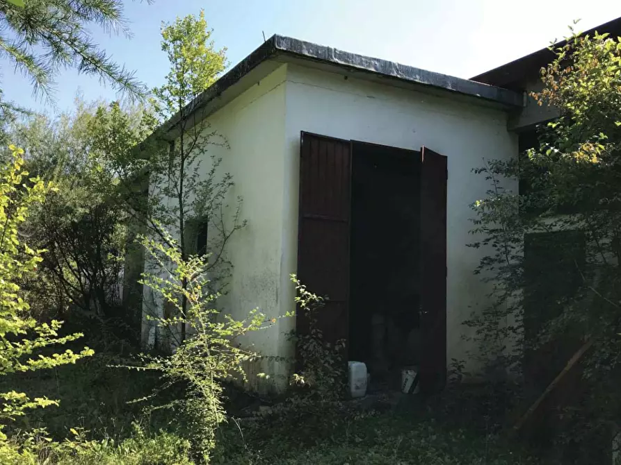 Immagine 5 di Capannone industriale in vendita  in Via Casale a Refrontolo