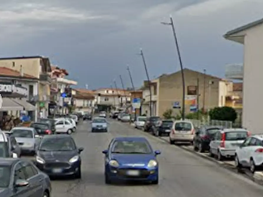 Immagine 2 di Magazzino in vendita  in V. Cesare Battisti a Grazzanise