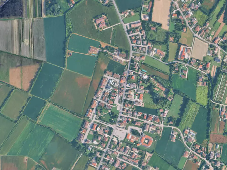 Immagine 2 di Garage in vendita  in Via Due Giugno a Legnaro