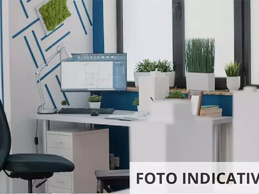 Immagine 9 di Ufficio in vendita  in Viella Mezzano a Caserta