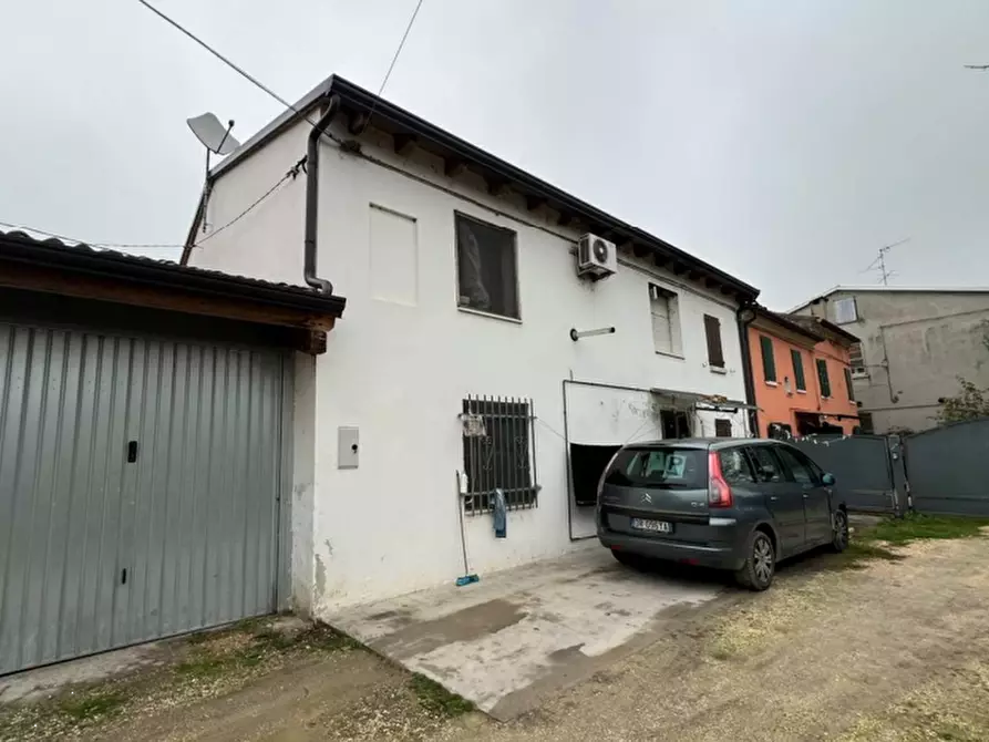 Immagine 4 di Casa indipendente in vendita  in Via Confine a Concordia Sulla Secchia