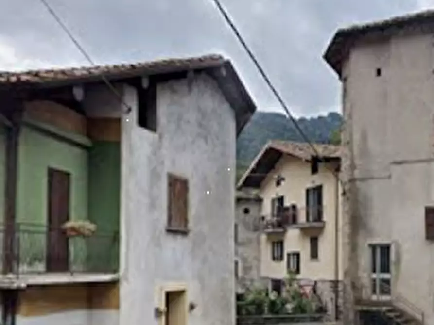 Immagine 4 di Porzione di casa in vendita  in Via Roma a Pertica Bassa