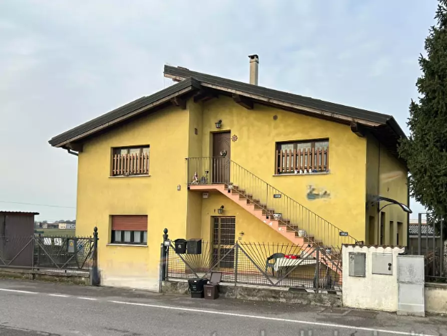 Immagine 2 di Appartamento in vendita  in Via Valena a Palazzolo Sull'oglio