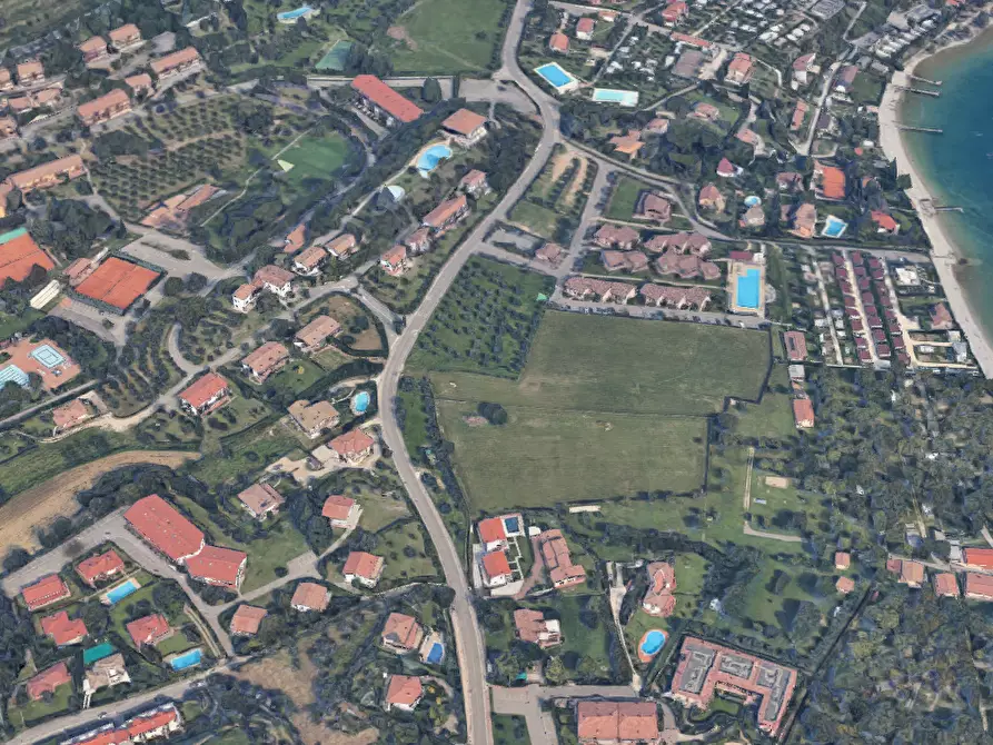 Immagine 4 di Hotel in vendita  in Via Catullo a Manerba Del Garda