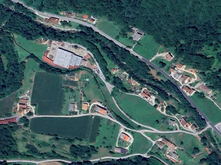 Immagine 7 di Rustico / casale in vendita  in Via Righellati a Torrebelvicino