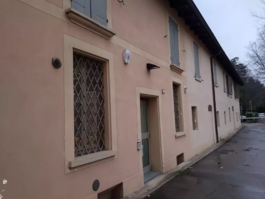 Immagine 3 di Ufficio in vendita  in Viale Umberto I a Reggio Nell'emilia