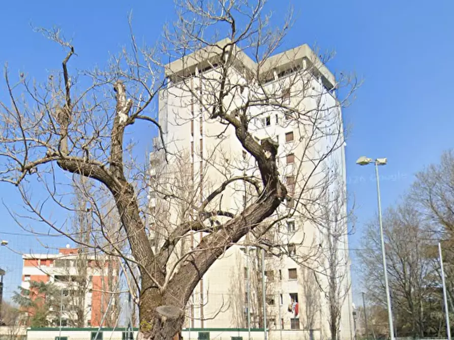 Immagine 7 di Appartamento in vendita  in Via Turri a Reggio Nell'emilia