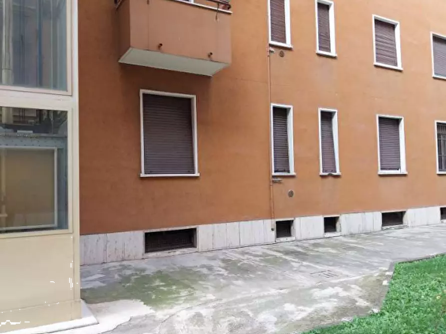 Immagine 1 di Appartamento in vendita  in Via Bettino Da Trezzo  a Milano
