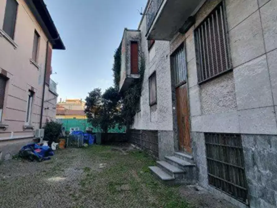 Immagine 4 di Appartamento in vendita  in Corso Sempione a Gallarate
