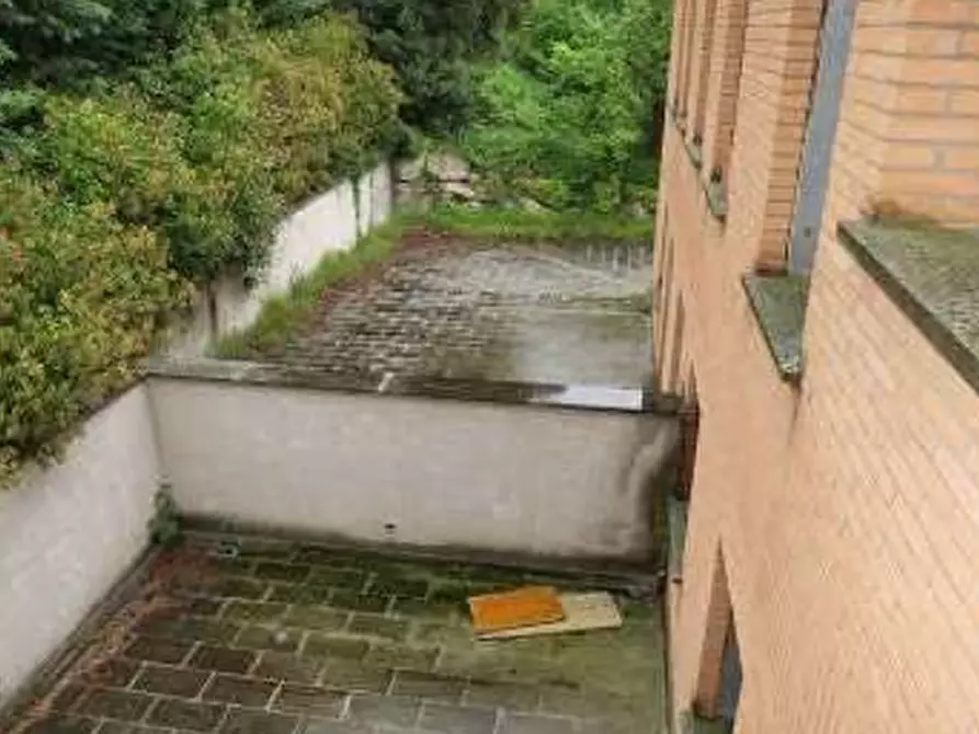 Immagine 8 di Stabile in vendita  in Via Della Trinità   a Gavirate