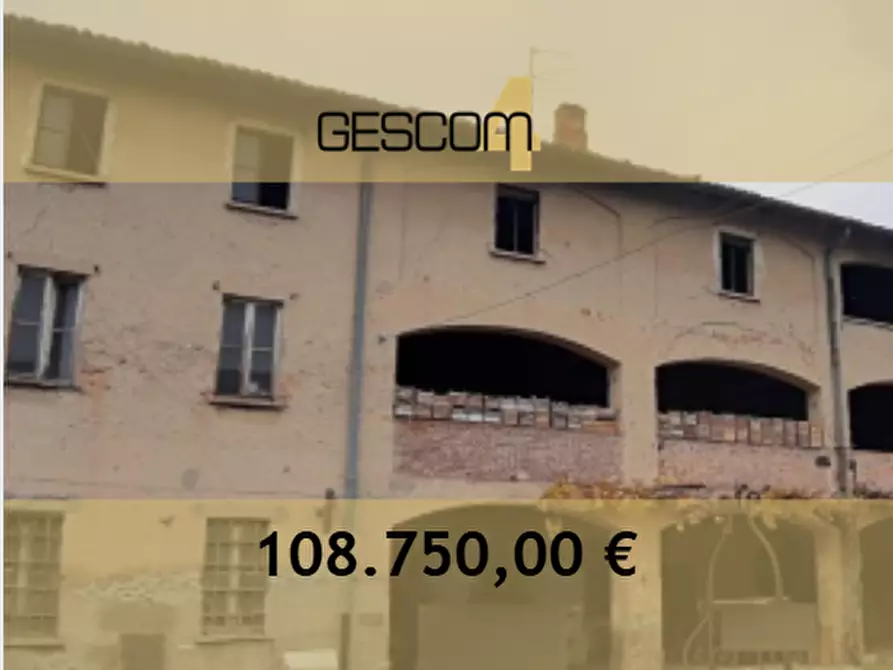 Immagine 1 di Rustico / casale in vendita  in Via Cà Maria a Lurago D'erba