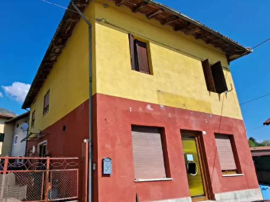 Immagine 5 di Negozio in vendita  in Via delle Cave a Aviano
