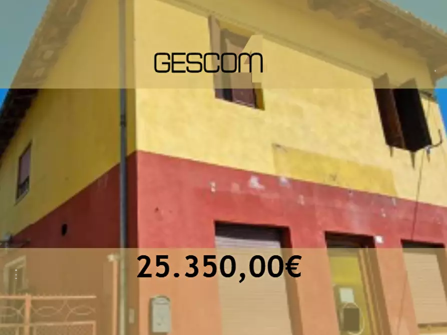 Immagine 1 di Negozio in vendita  in Via delle Cave a Aviano