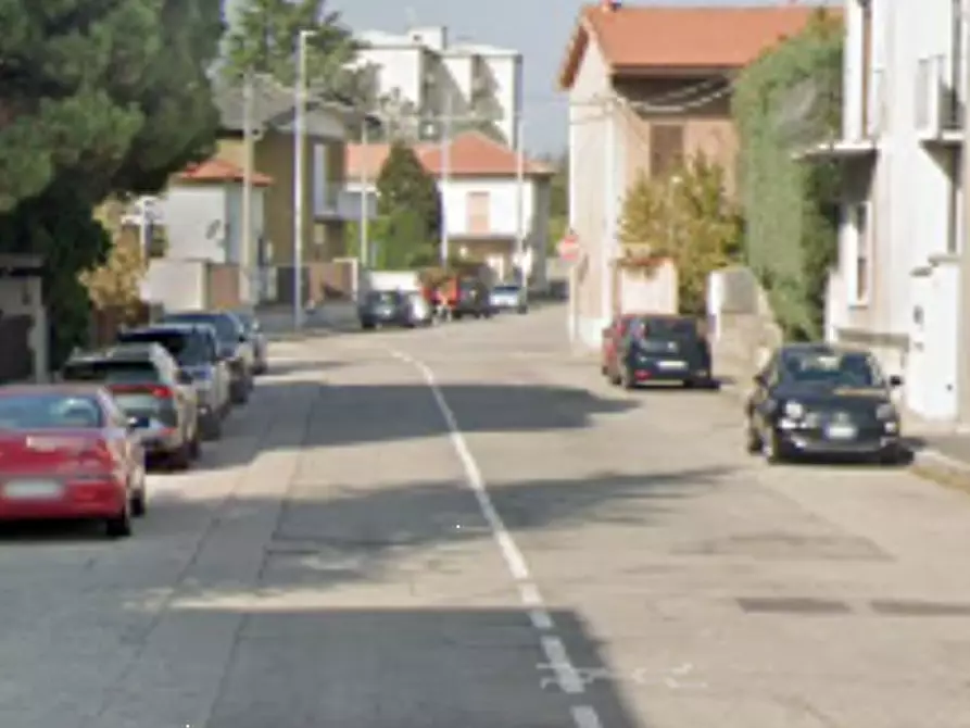 Immagine 10 di Appartamento in vendita  in Via Baraggioli a Busto Arsizio