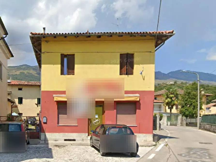 Immagine 13 di Appartamento in vendita  in Via delle Cave a Aviano