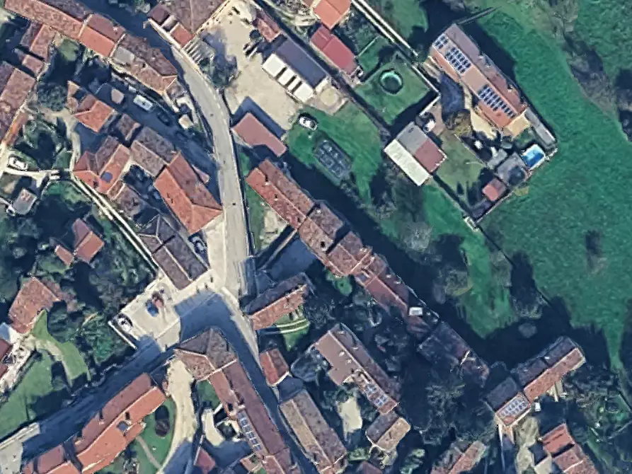 Immagine 19 di Appartamento in vendita  in Via delle Cave a Aviano
