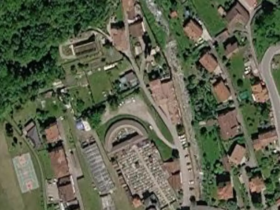 Immagine 10 di Appartamento in vendita  in Via Vanetti a Porlezza
