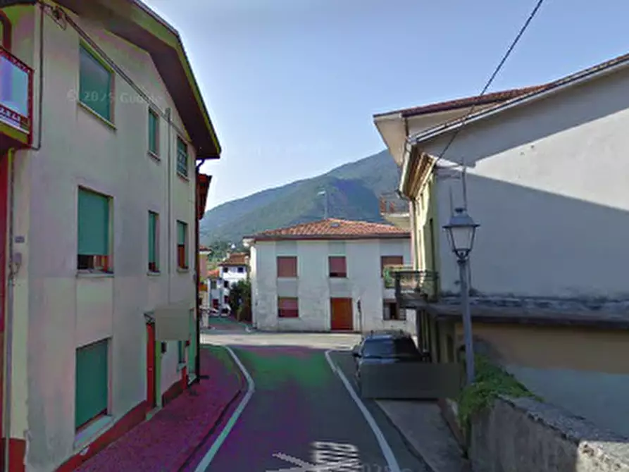 Immagine 9 di Porzione di casa in vendita  in Via Roma a Cogollo Del Cengio