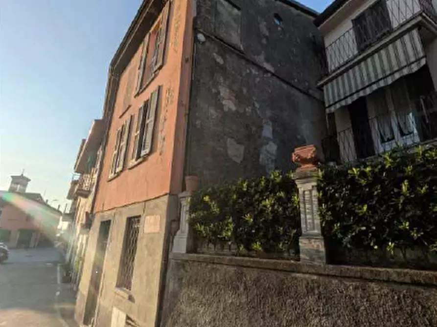 Immagine 2 di Negozio in vendita  in Via Vittorio Emanuele II a Cernobbio