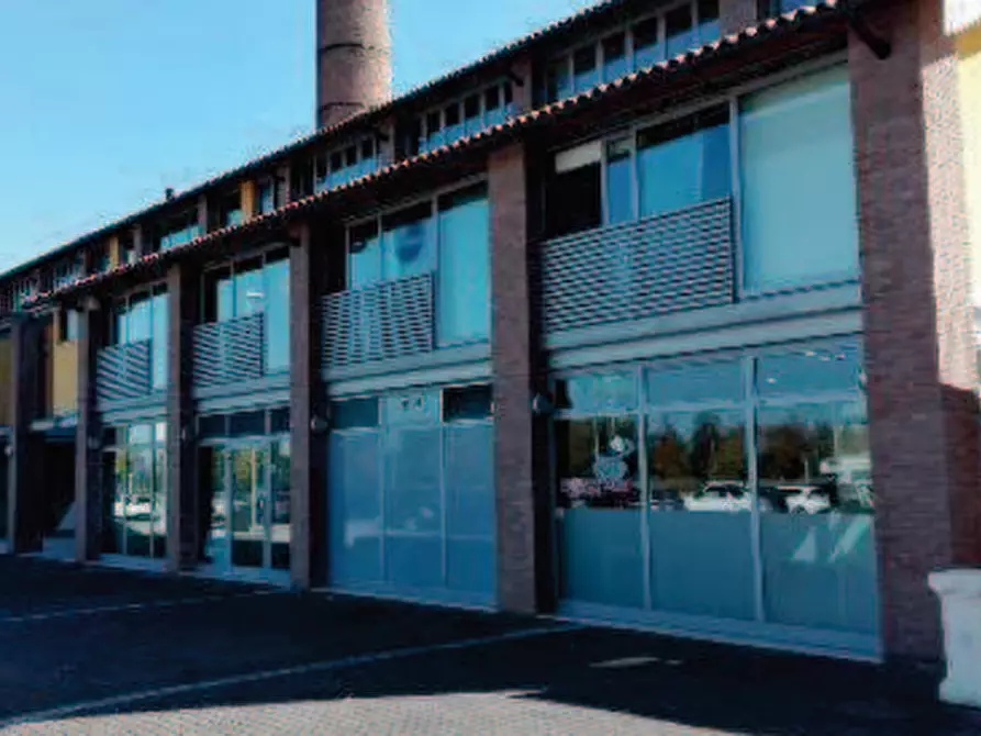 Immagine 3 di Negozio in vendita  in Quartiere della Fornace a Conselve