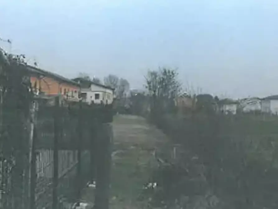 Immagine 1 di Terreno edificabile in vendita  in Frazione Bertipaglia a Masera' Di Padova