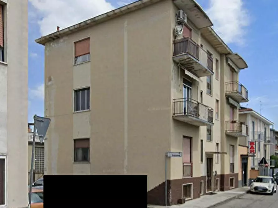 Immagine 1 di Appartamento in vendita  in Via Ceresio a Vigevano