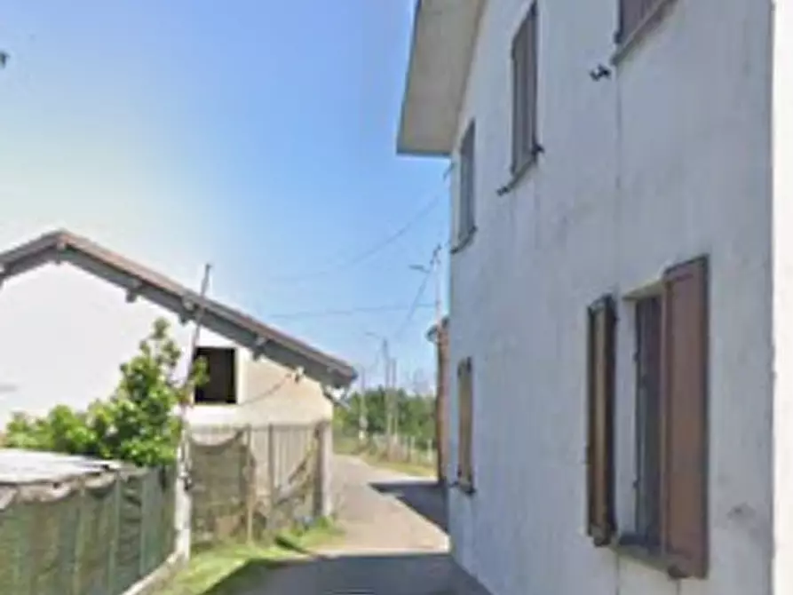 Immagine 16 di Appartamento in vendita  in via Campanella a Suardi