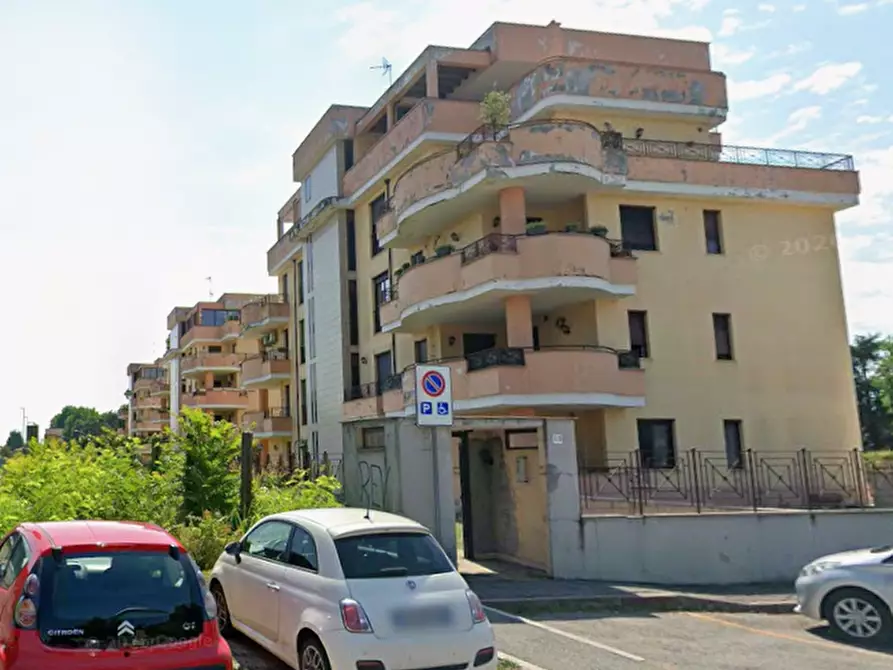 Immagine 10 di Appartamento in vendita  in Via Madonna in Campagna a Gallarate