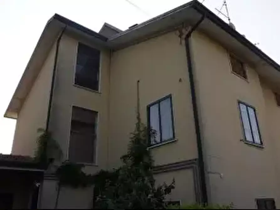 Immagine 2 di Appartamento in vendita  in Via Bugano a Longare