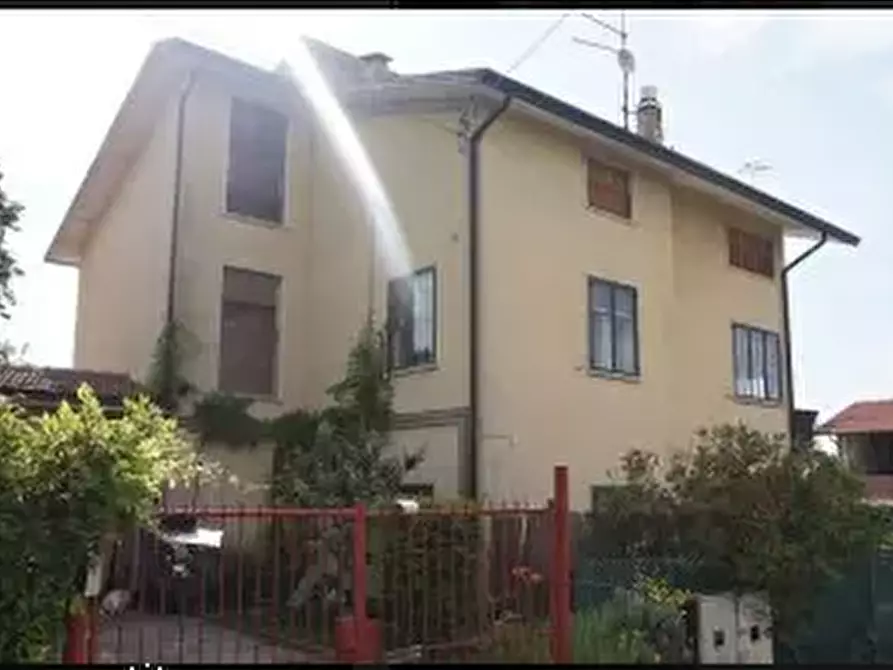 Immagine 4 di Appartamento in vendita  in Via Bugano a Longare