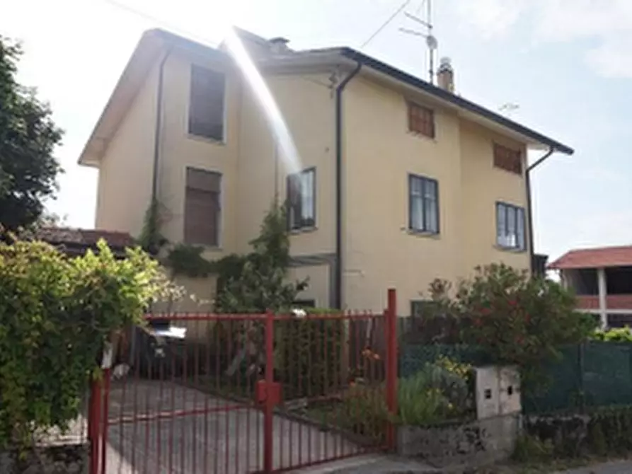 Immagine 8 di Appartamento in vendita  in Via Bugano a Longare