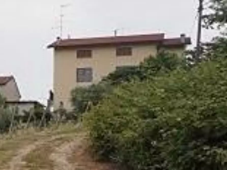 Immagine 10 di Appartamento in vendita  in Via Bugano a Longare