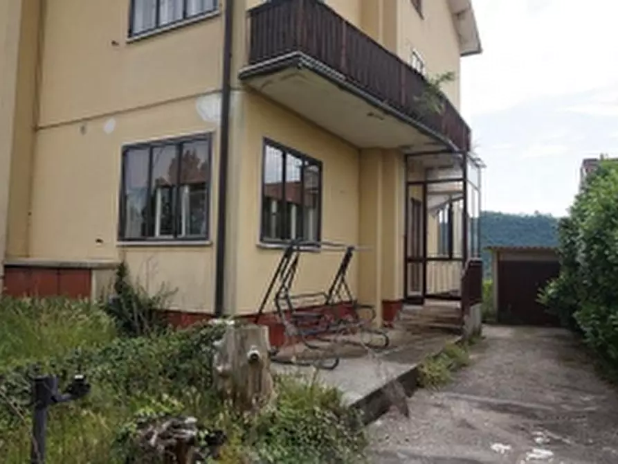 Immagine 12 di Appartamento in vendita  in Via Bugano a Longare