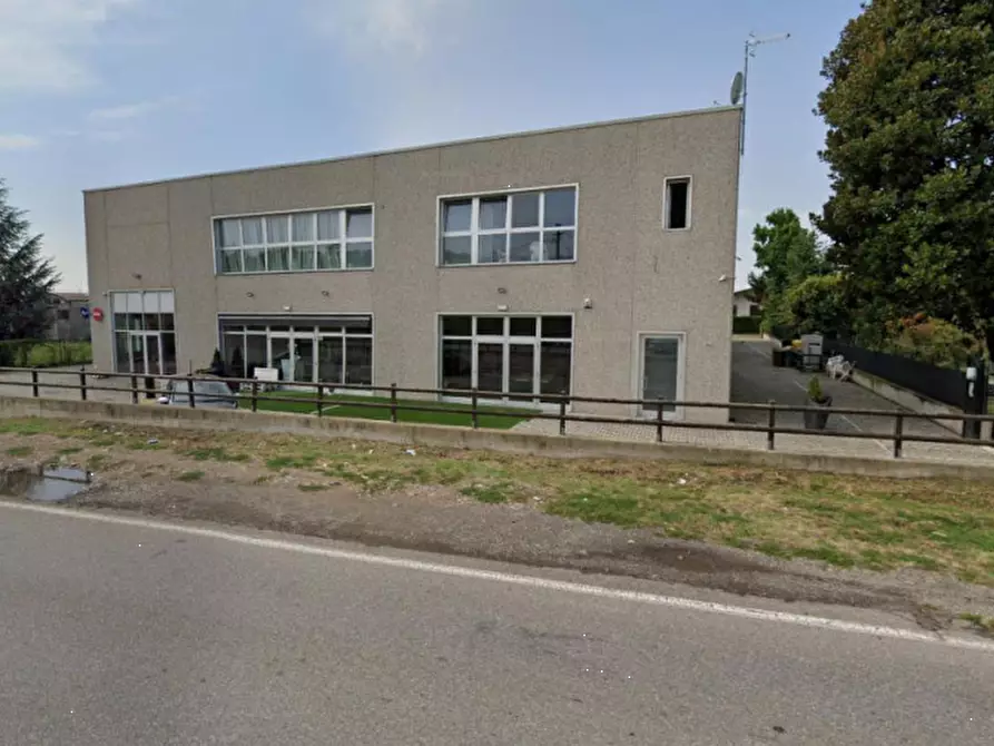 Immagine 2 di Capannone industriale in vendita  in Via Delle Lavagne a Tradate