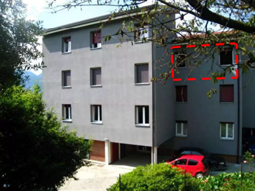 Immagine 2 di Appartamento in vendita  in Via Cazzane  a Germignaga