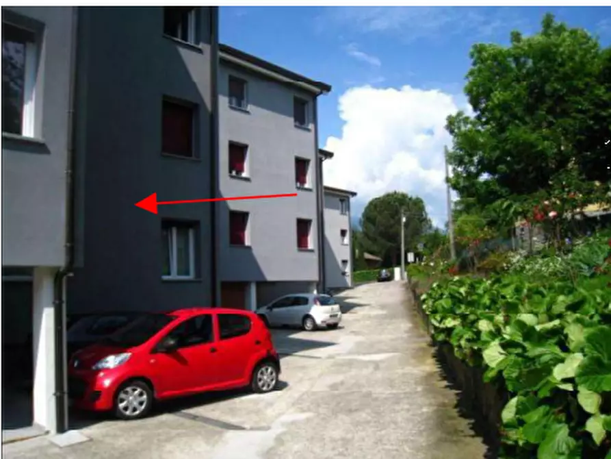 Immagine 3 di Appartamento in vendita  in Via Cazzane  a Germignaga
