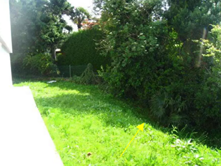 Immagine 5 di Appartamento in vendita  in Via Cazzane  a Germignaga