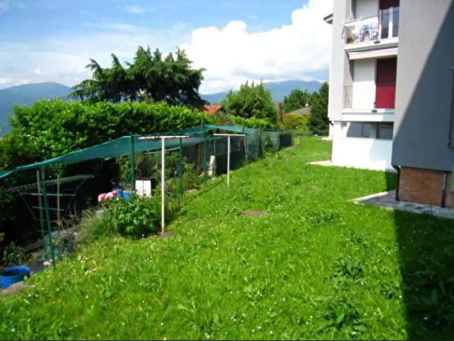 Immagine 6 di Appartamento in vendita  in Via Cazzane  a Germignaga