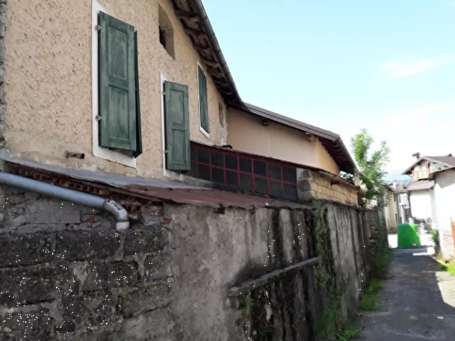 Immagine 3 di Magazzino in vendita  in Via Nuova a Fonzaso