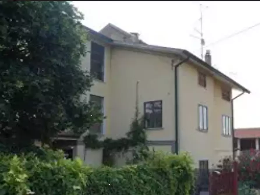 Immagine 3 di Appartamento in vendita  in Via Bugano a Longare