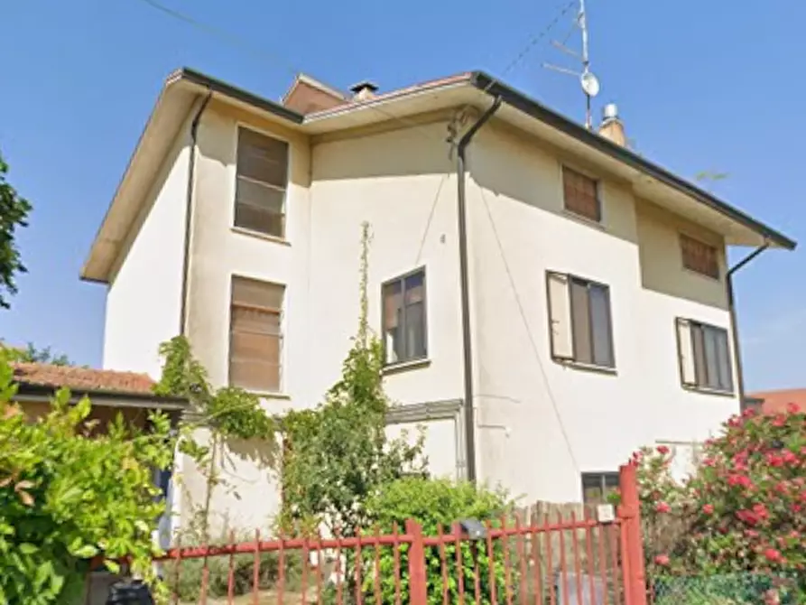 Immagine 11 di Appartamento in vendita  in Via Bugano a Longare