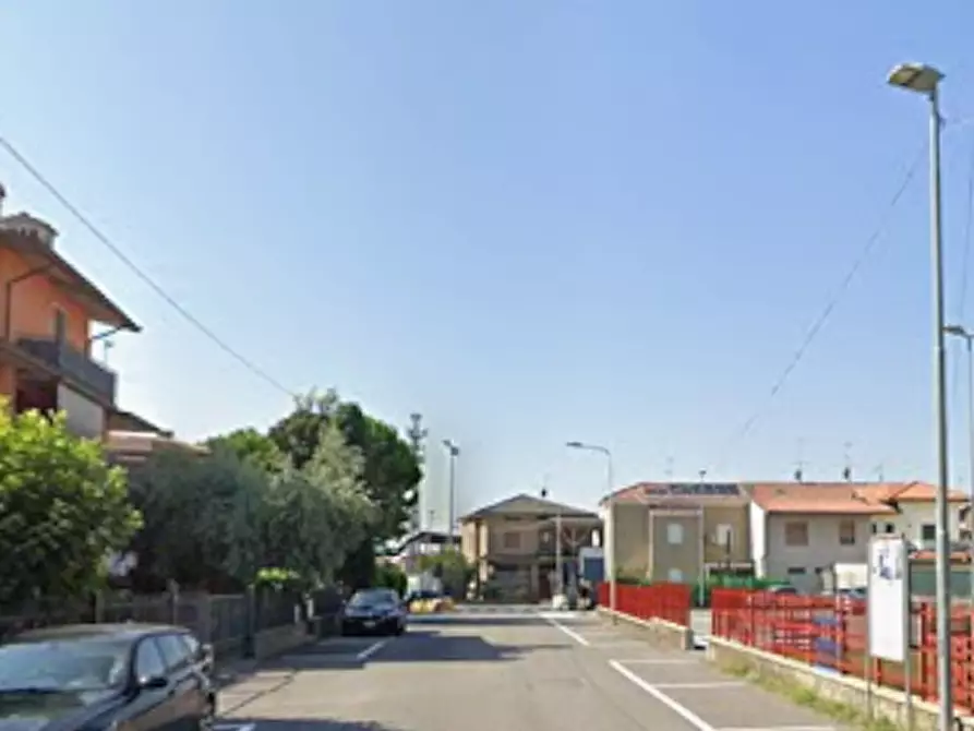 Immagine 13 di Appartamento in vendita  in Via Urini a Capriolo
